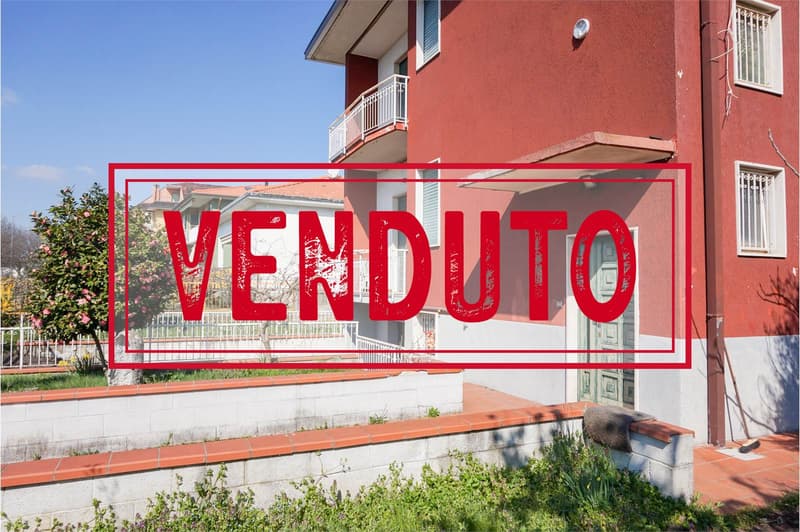 Villa singola a Cislago